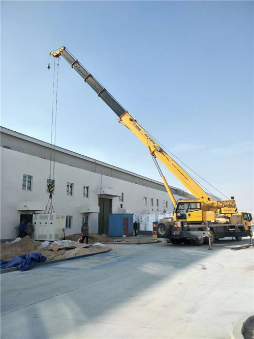 屏边县“超载就喊停”—— 吊车的 “重量保镖” 技术